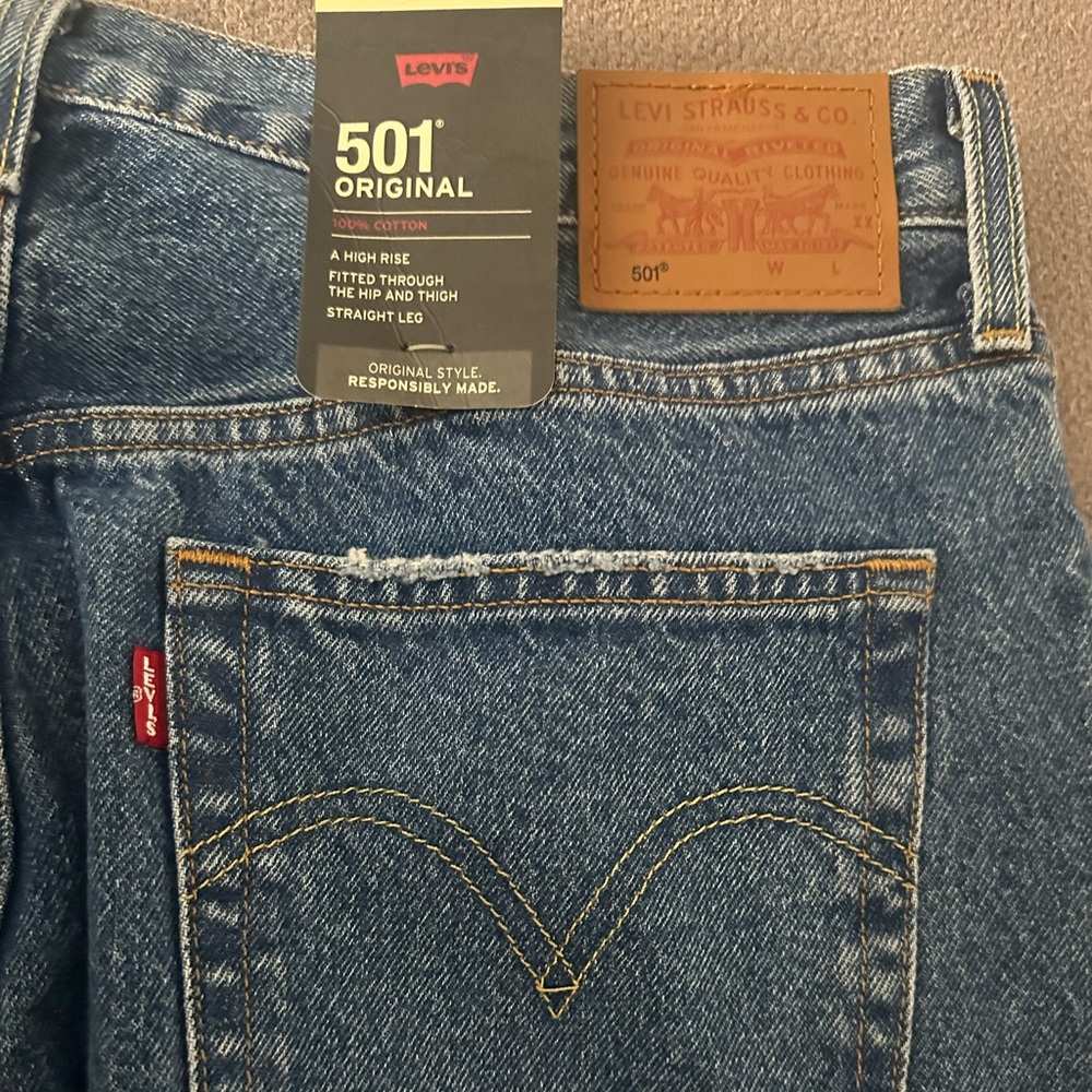 Levi's Women Blue 501 Original Jeans